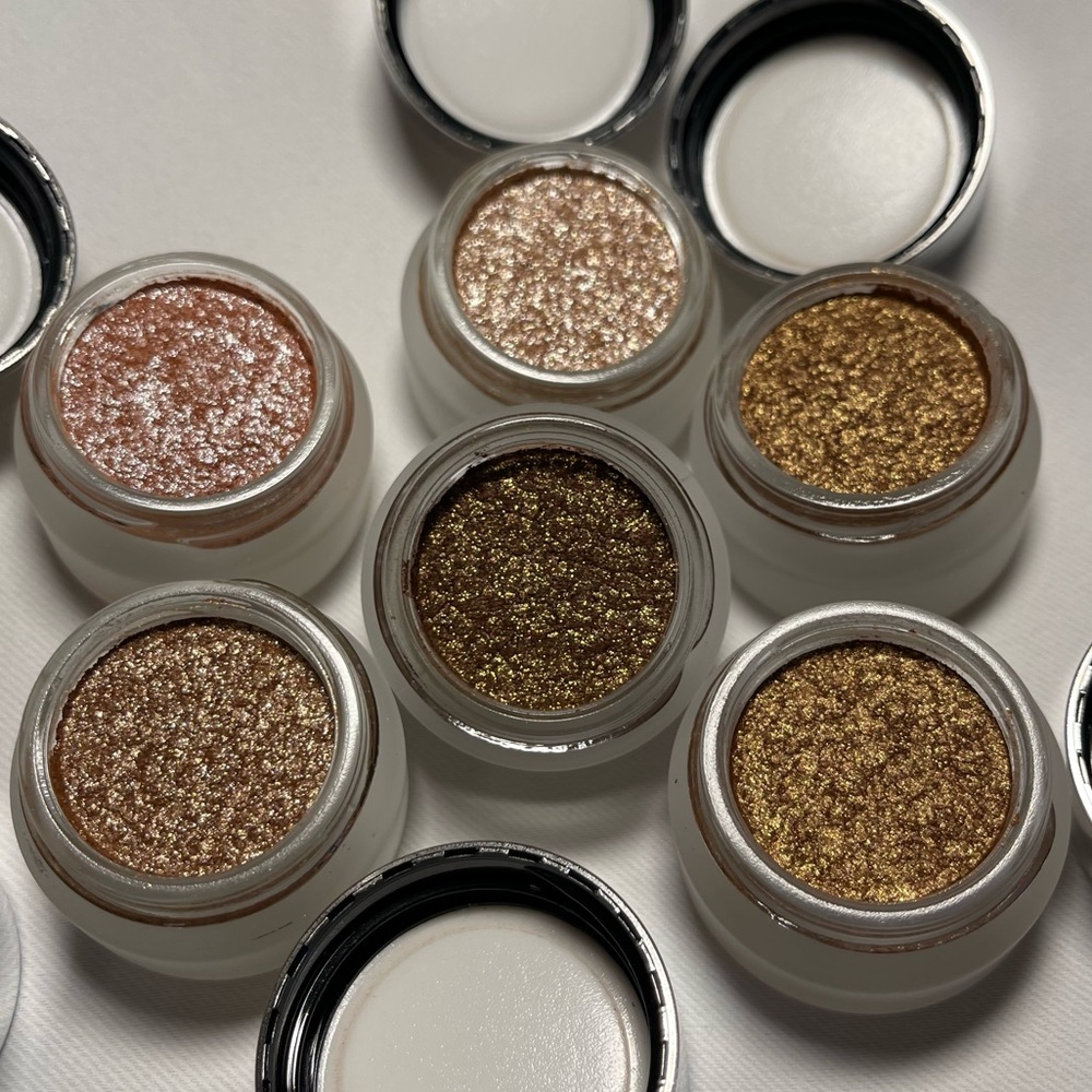 Jaclyn Shimmer Top Coat (these are discontinued)